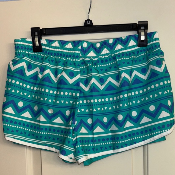 Varsity Spirit Turquoise Geometric Women's Athletic Shorts L lined - Picture 4 of 6